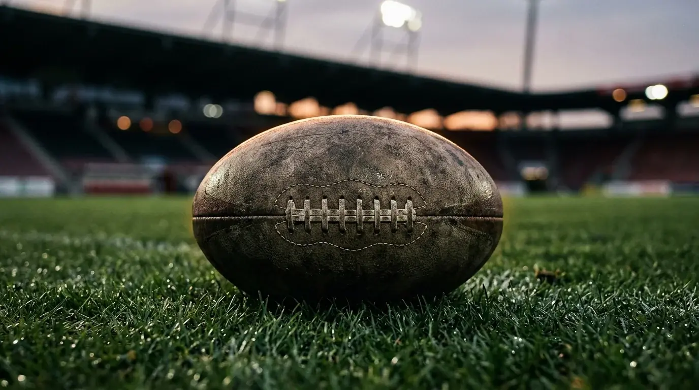 Rugby League Spielszene mit ovalem Ball — Symbolbild für Sportwetten in der Schweiz